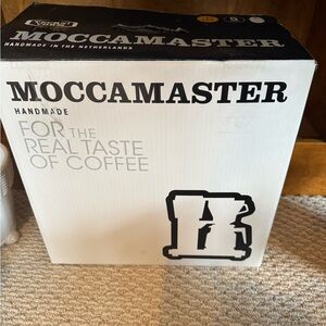 MOCCAMASTER Handmade Coffee Brewer - Black